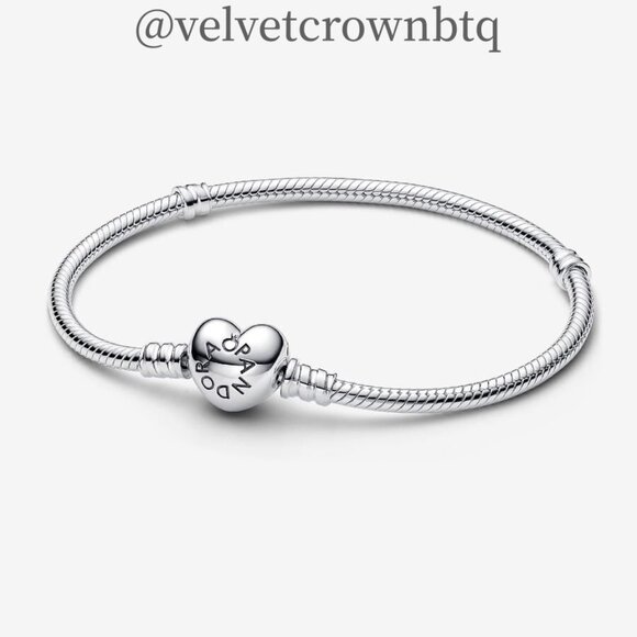 Pandora Silver Charm Bracelet with Heart Clasp - Picture 1 of 4
